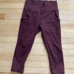 Lululemon crops size 6 mesh burgundy